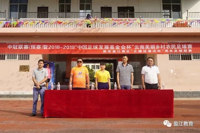 重塑生活：方雷鸣的离去与爱情的蜕变